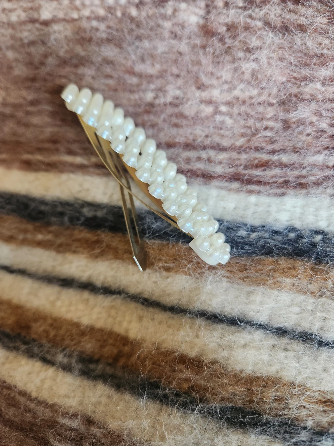 Pearl Accent Hair Clip - photo 2
