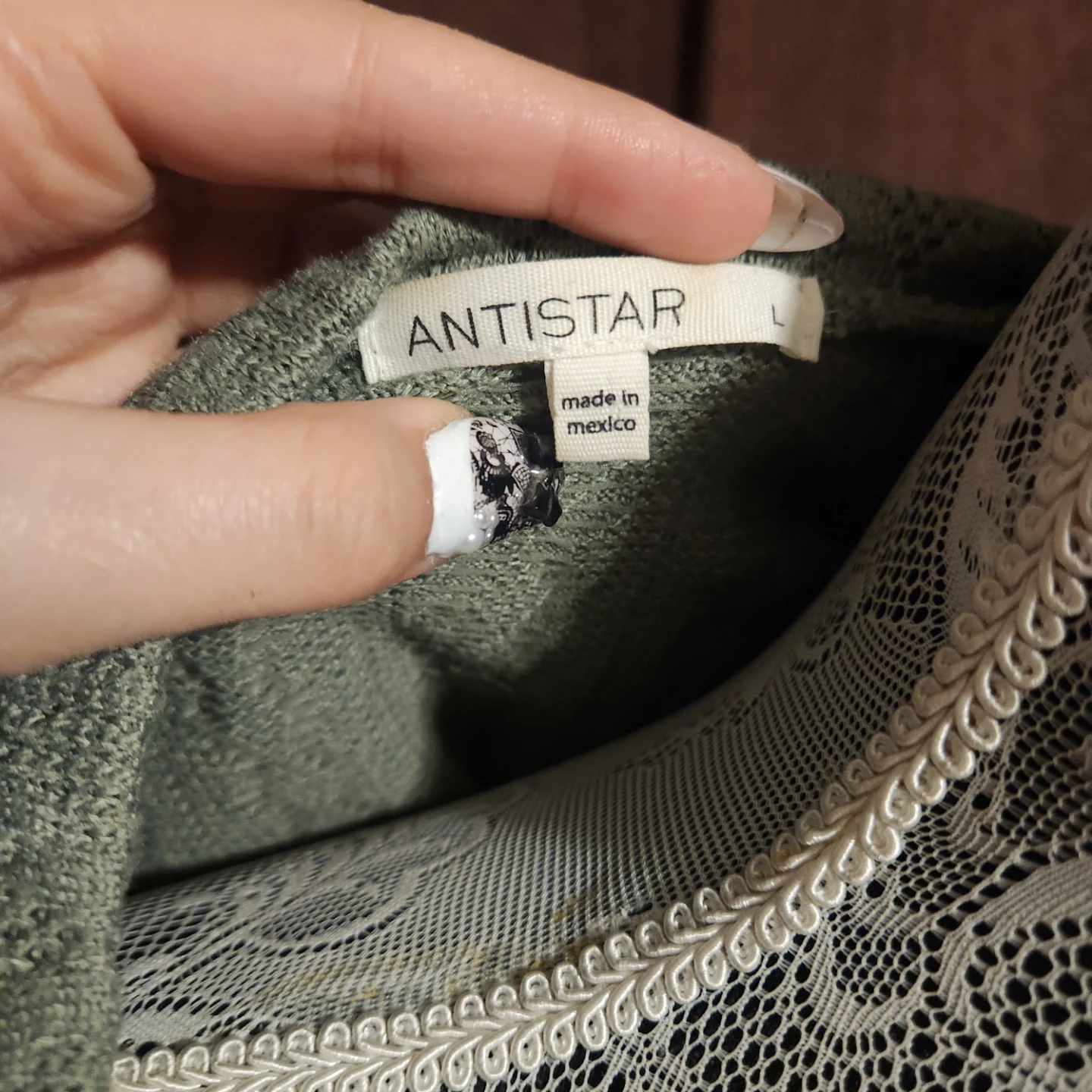 ANTISTAR Women's Green Cable Knit Cropped Sweater - Size L - photo 4