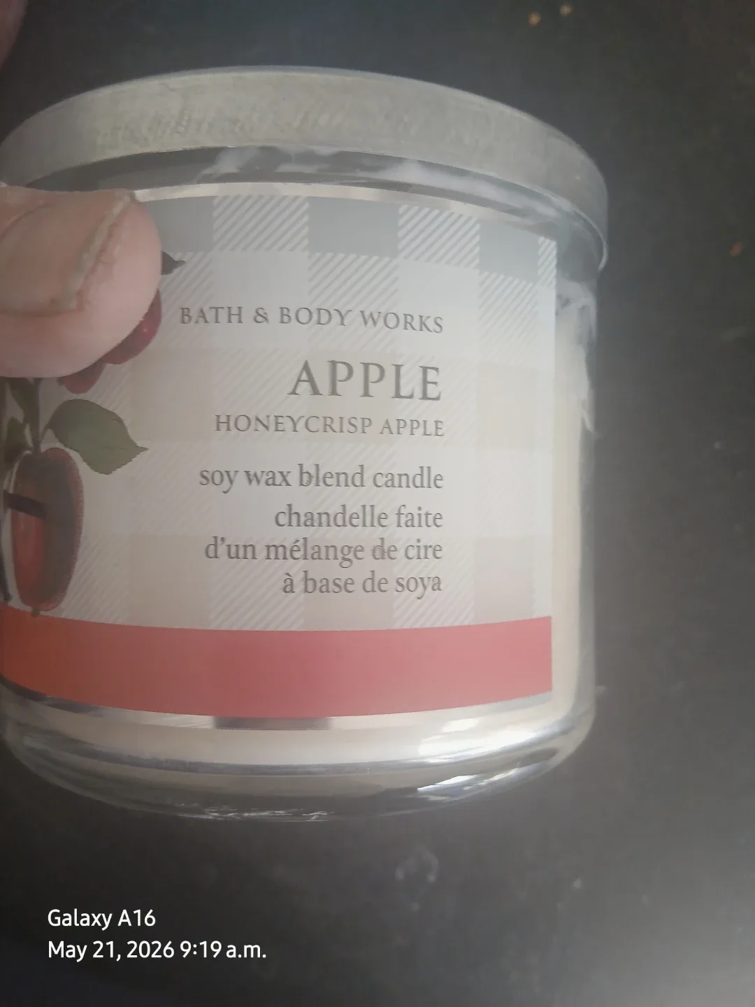 Bath & Body Works Honeycrisp Apple Soy Wax Blend Candle