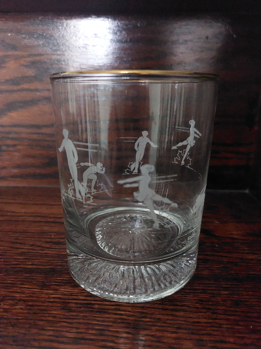 Set of 10 Vintage Etched Glasses with Gold Rim