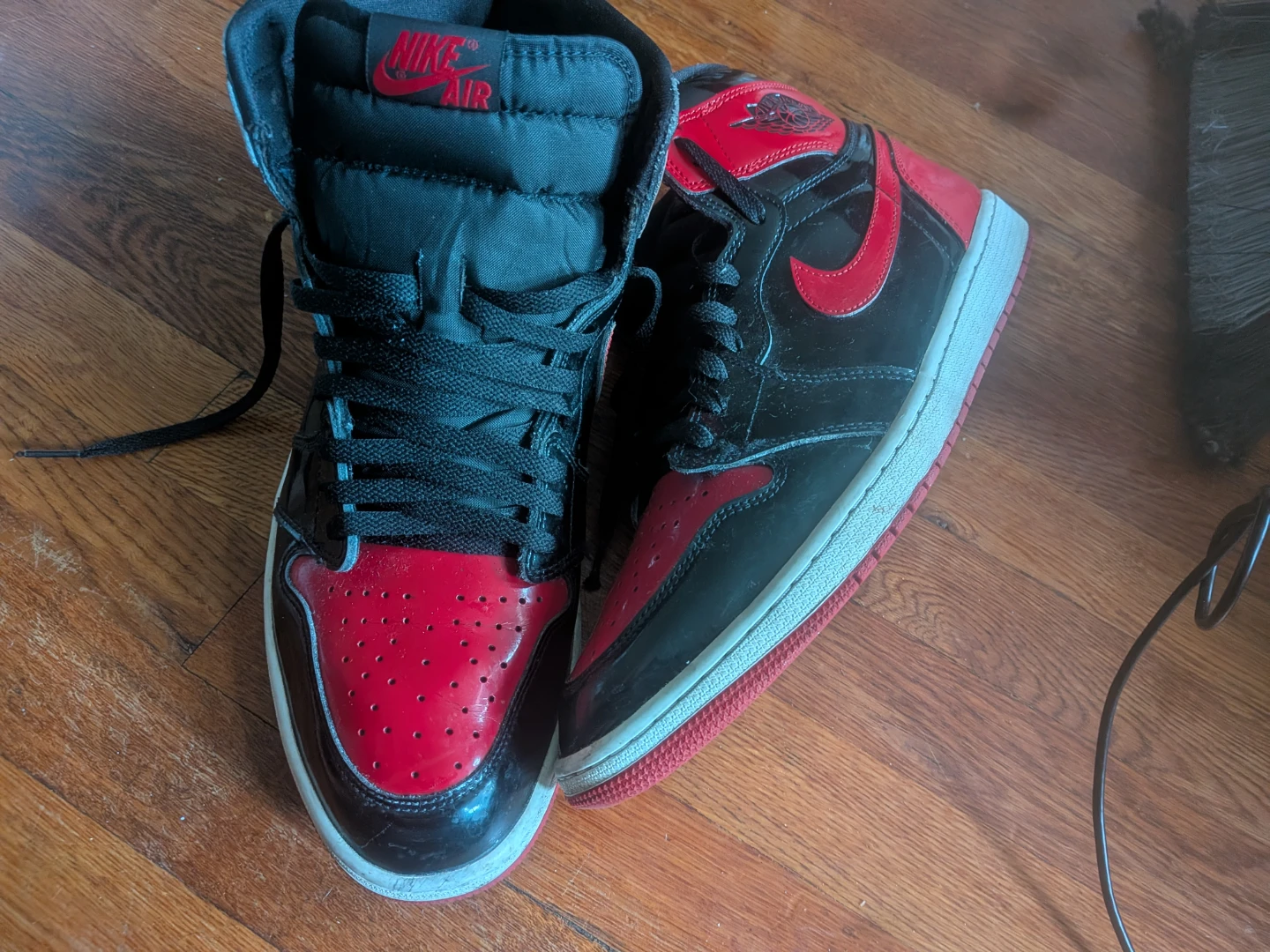 Air Jordan 1 High OG "Bred" Patent Leather Sneakers - photo 3