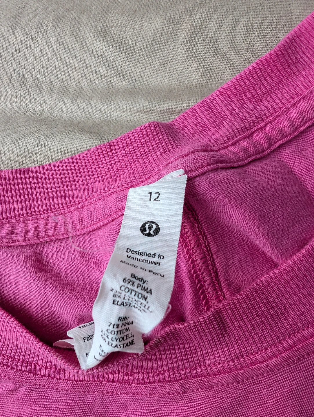 Lululemon Cropped Tee - photo 4