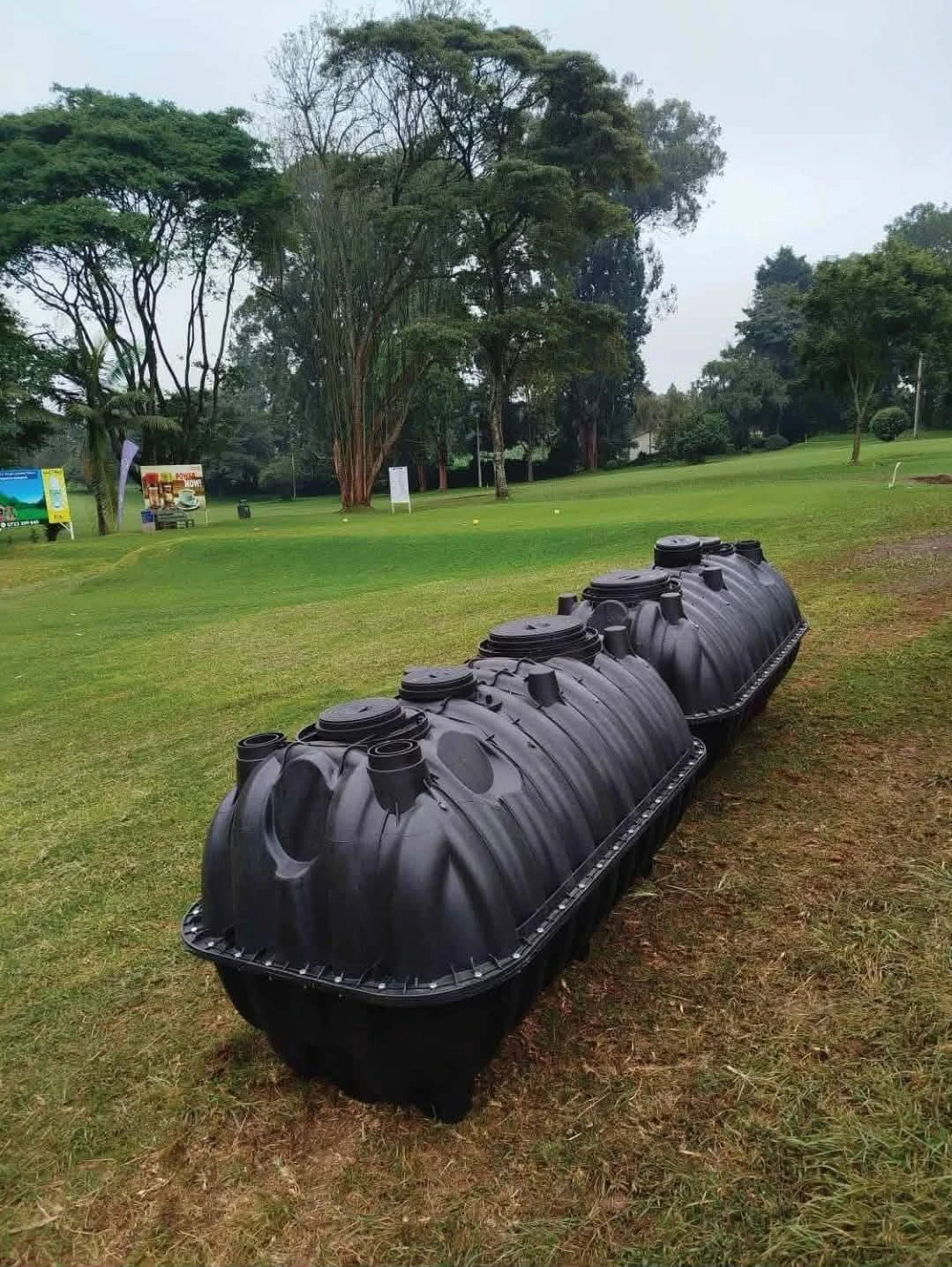 Black Plastic Septic Tank - photo 2
