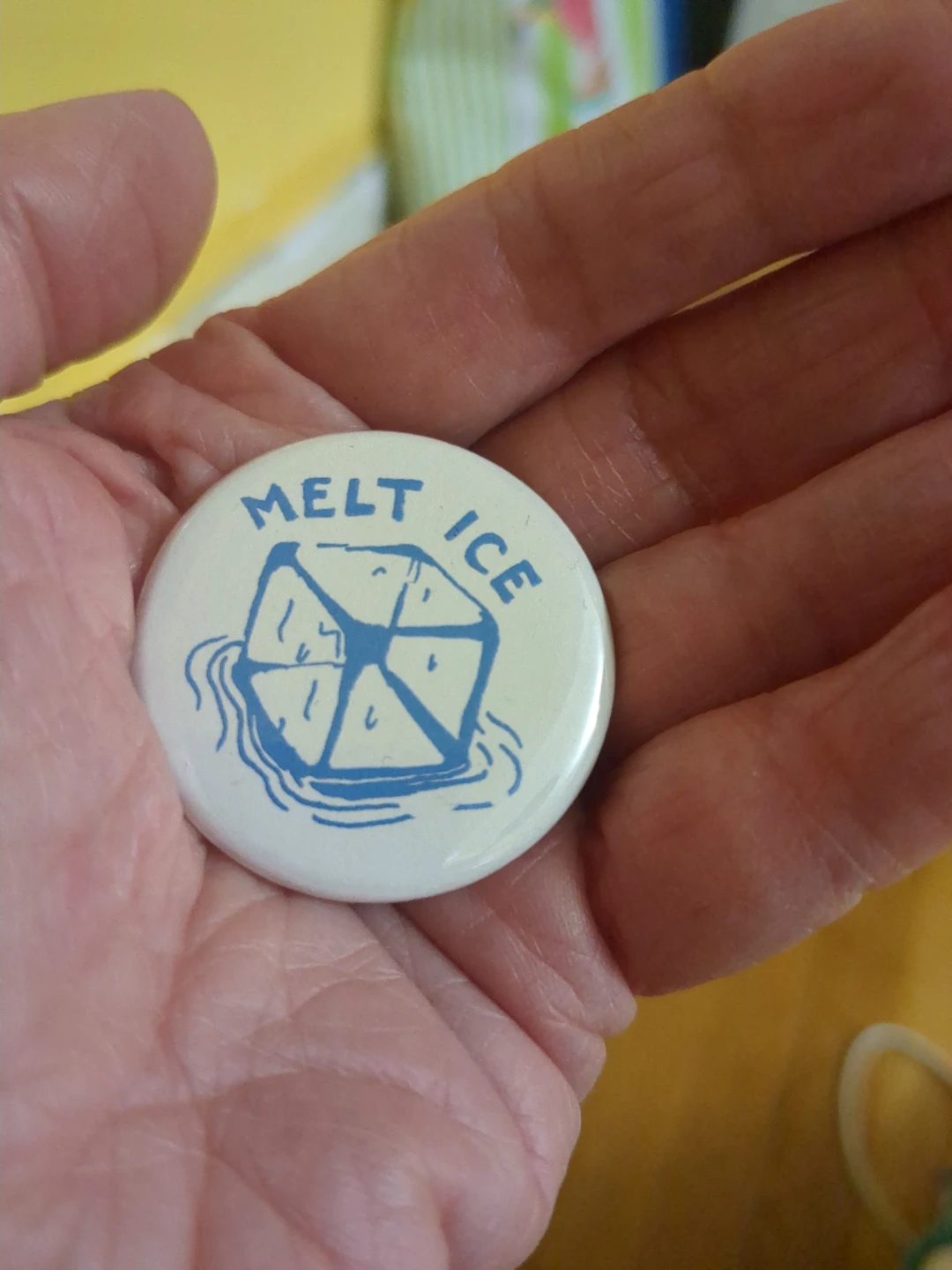 Free button "Melt Ice" new