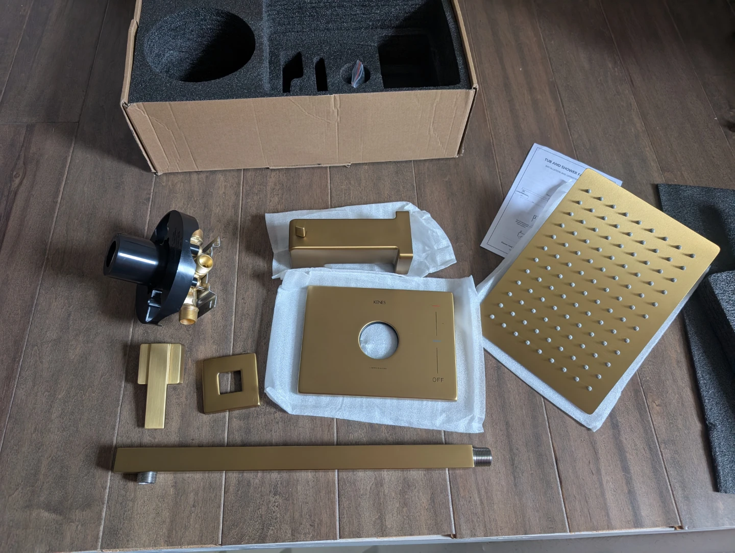 Brand New Gold Rainfall Shower Tub Kit For Sale - photo 4