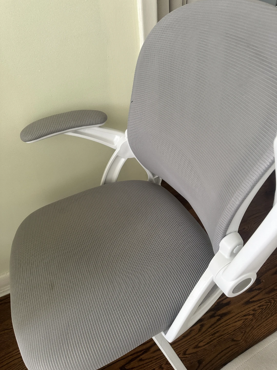 Grey Ergonomic Office Chair - photo 5