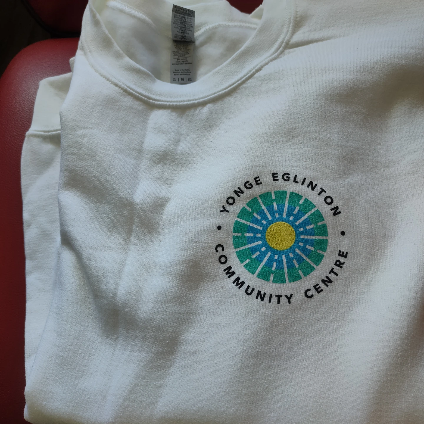 Brand New White Yonge Eglinton Sweatshirt - Size XXL - photo 2