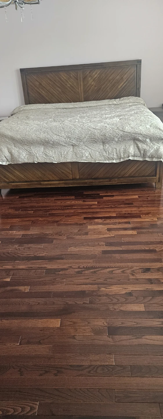 Wooden Dresser and Nightstand Set king size bed - photo 3