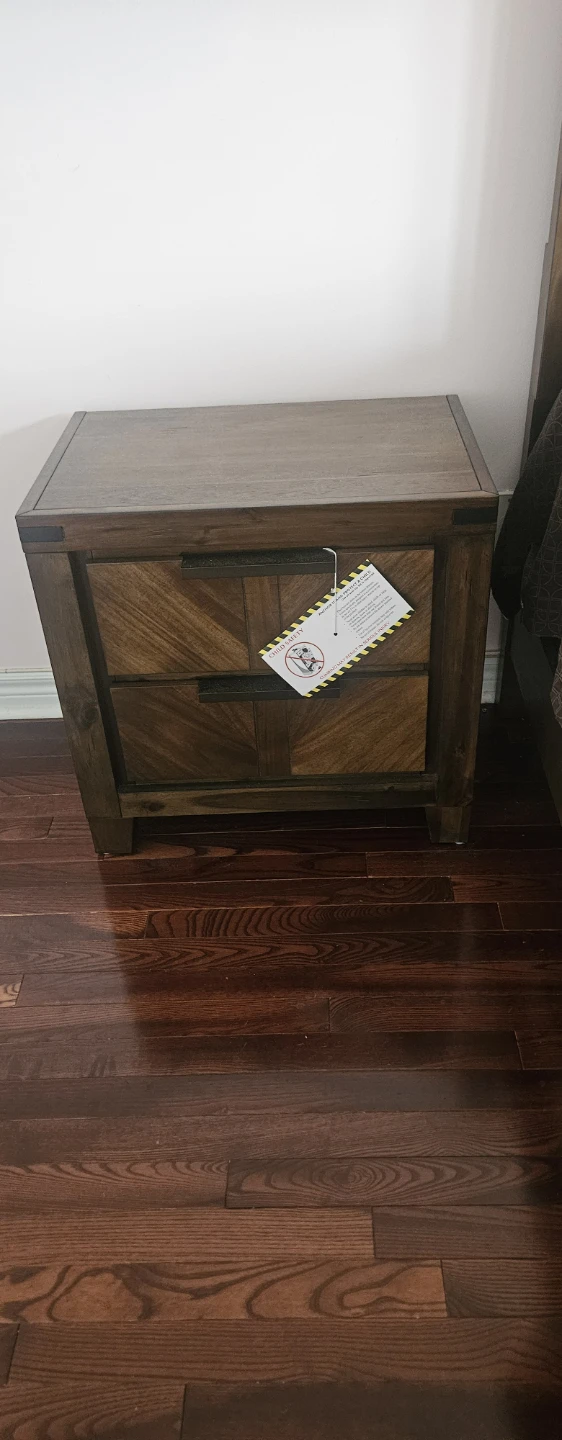 Wooden Dresser and Nightstand Set king size bed - photo 4