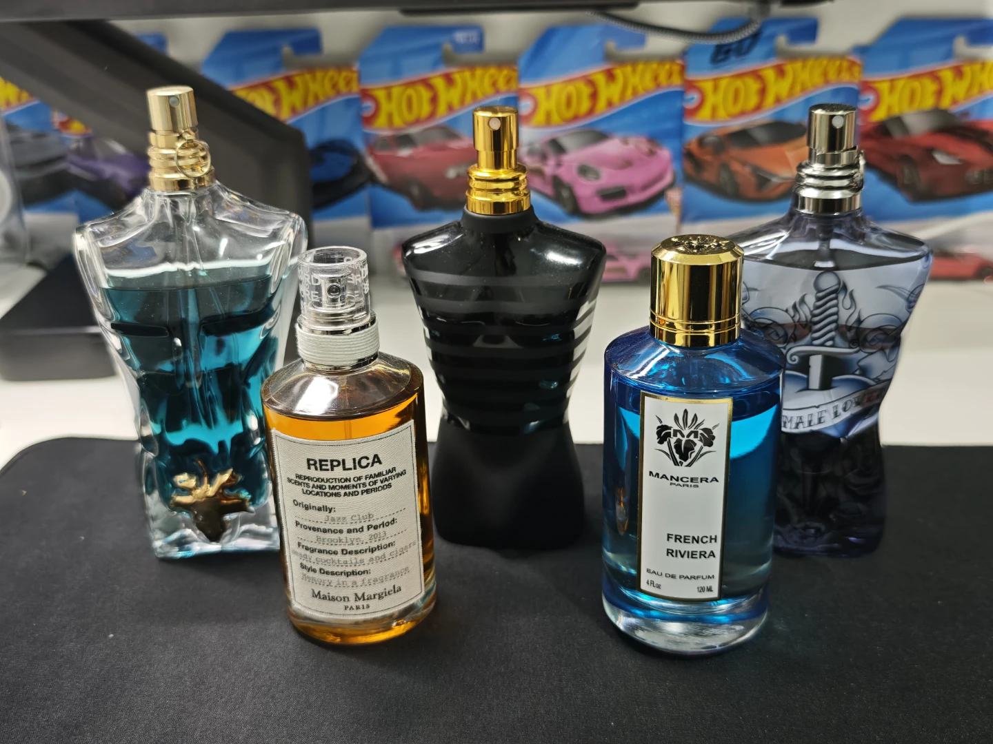 Authentic fragrance decants