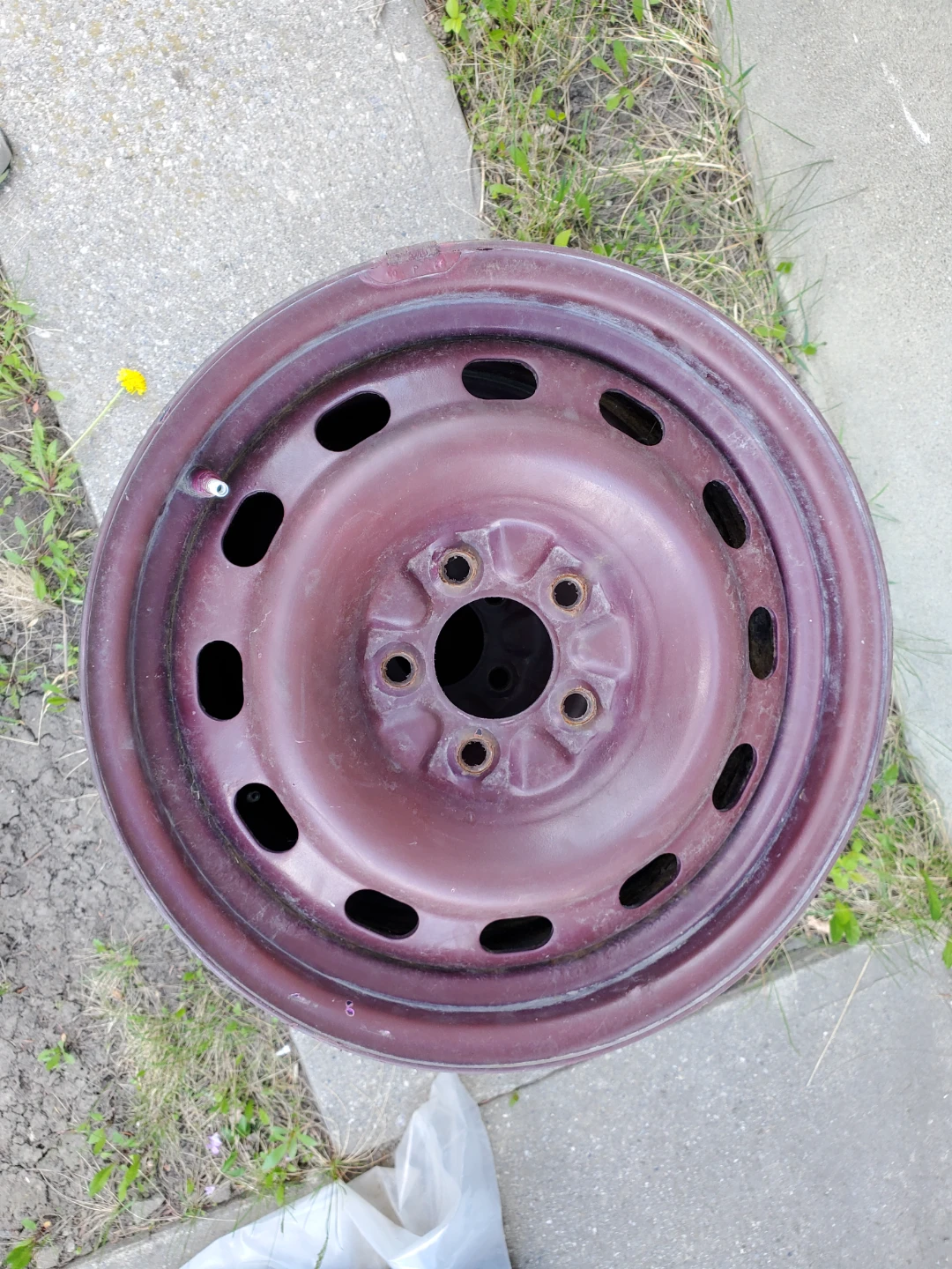 Set of 4 Steel Wheels rims 5x114.3 with Smart Sensors