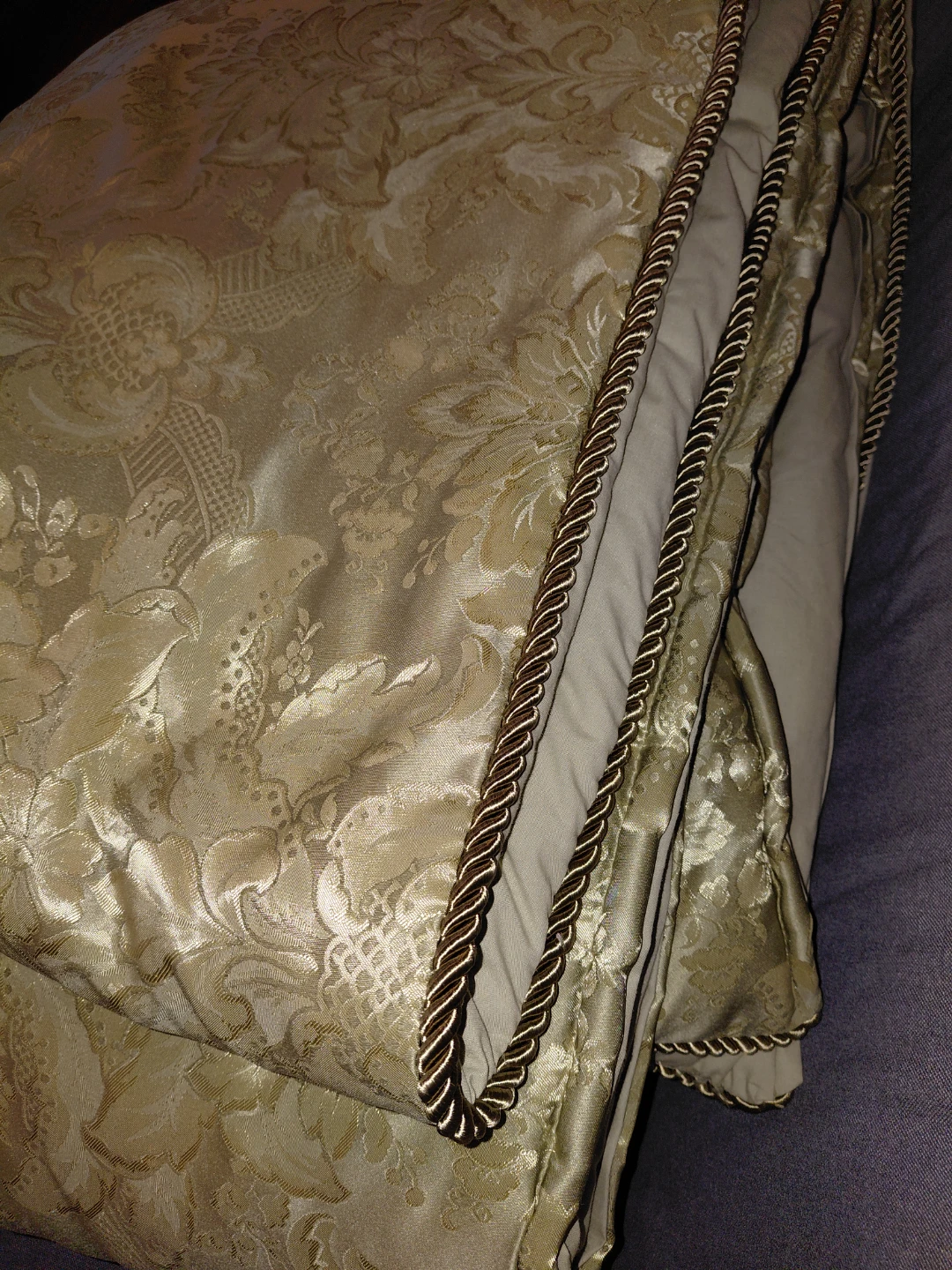 FREE! Duvet Queen Size