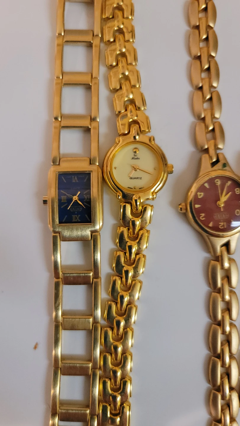 Ladies fancy watch (9) - photo 2