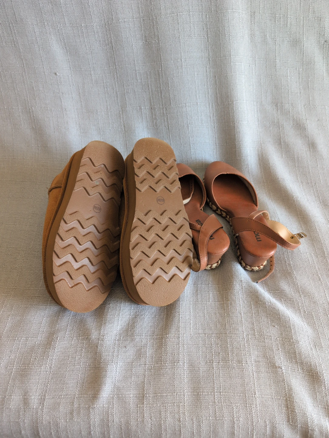 Boots and Brown Sandals - photo 5