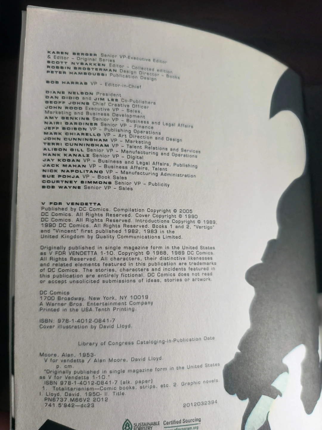 V for Vendetta Graphic Novel by Alan Moore & David Lloyd - photo 4