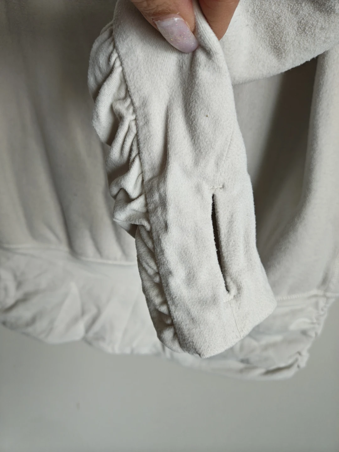 Lululemon Cream Cowl Neck Fleece Sweater Size 6 - photo 3