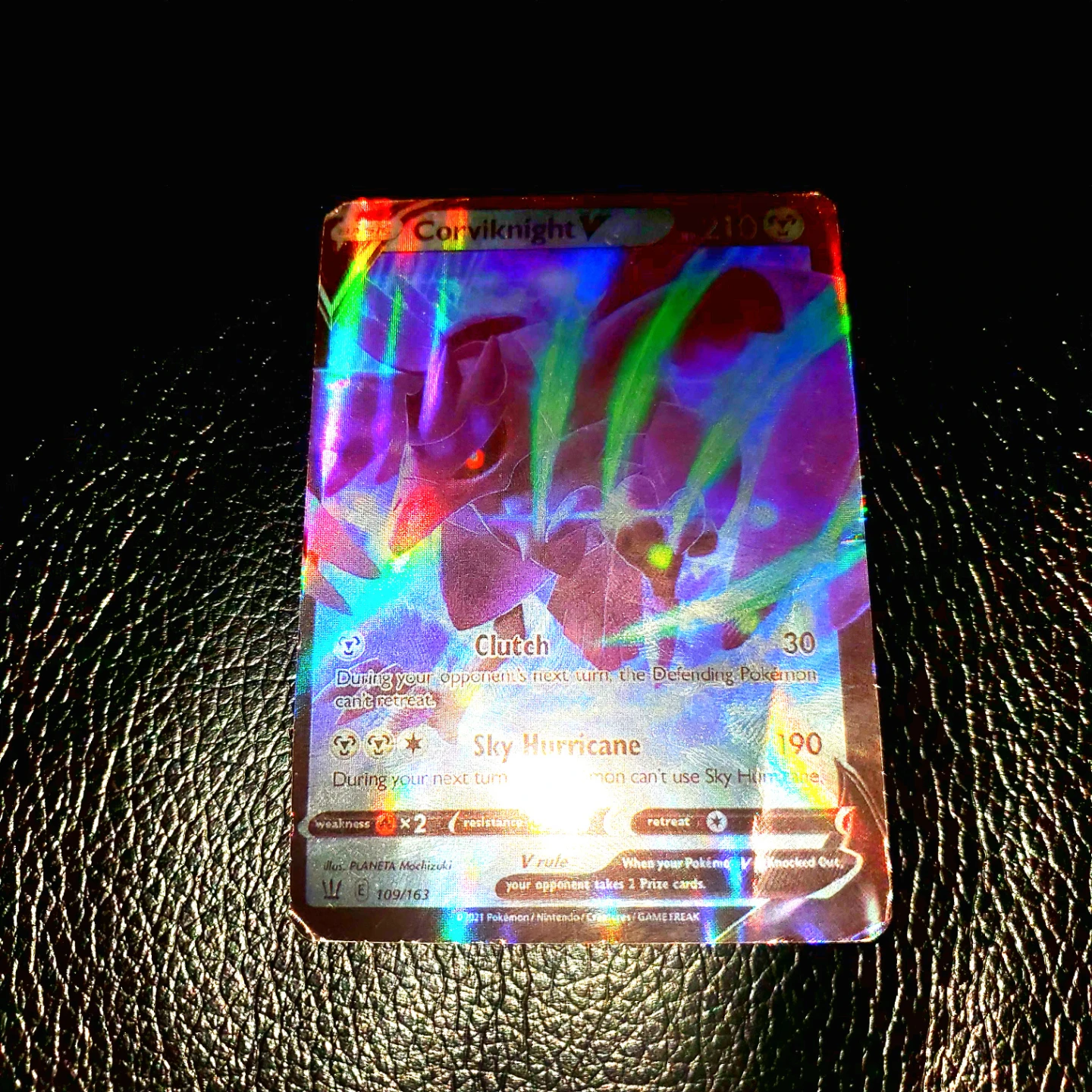 Corviknight V 210 Pokemon Card