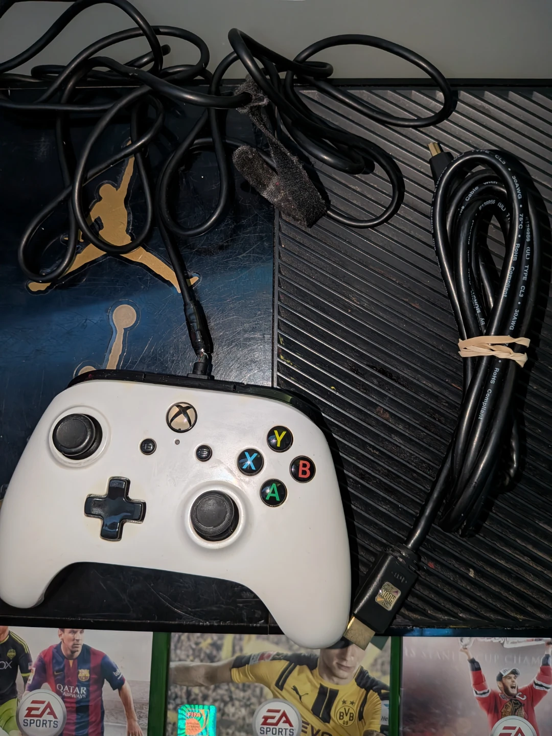 Xbox One Console with Jordan Design and 7 Games - photo 2