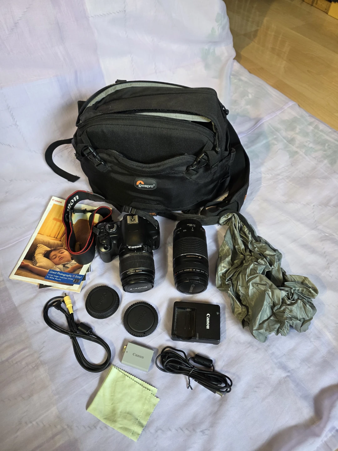 Canon EOS Rebel XSi DSLR with 18-55mm & 75-300mm Lenses and Bag