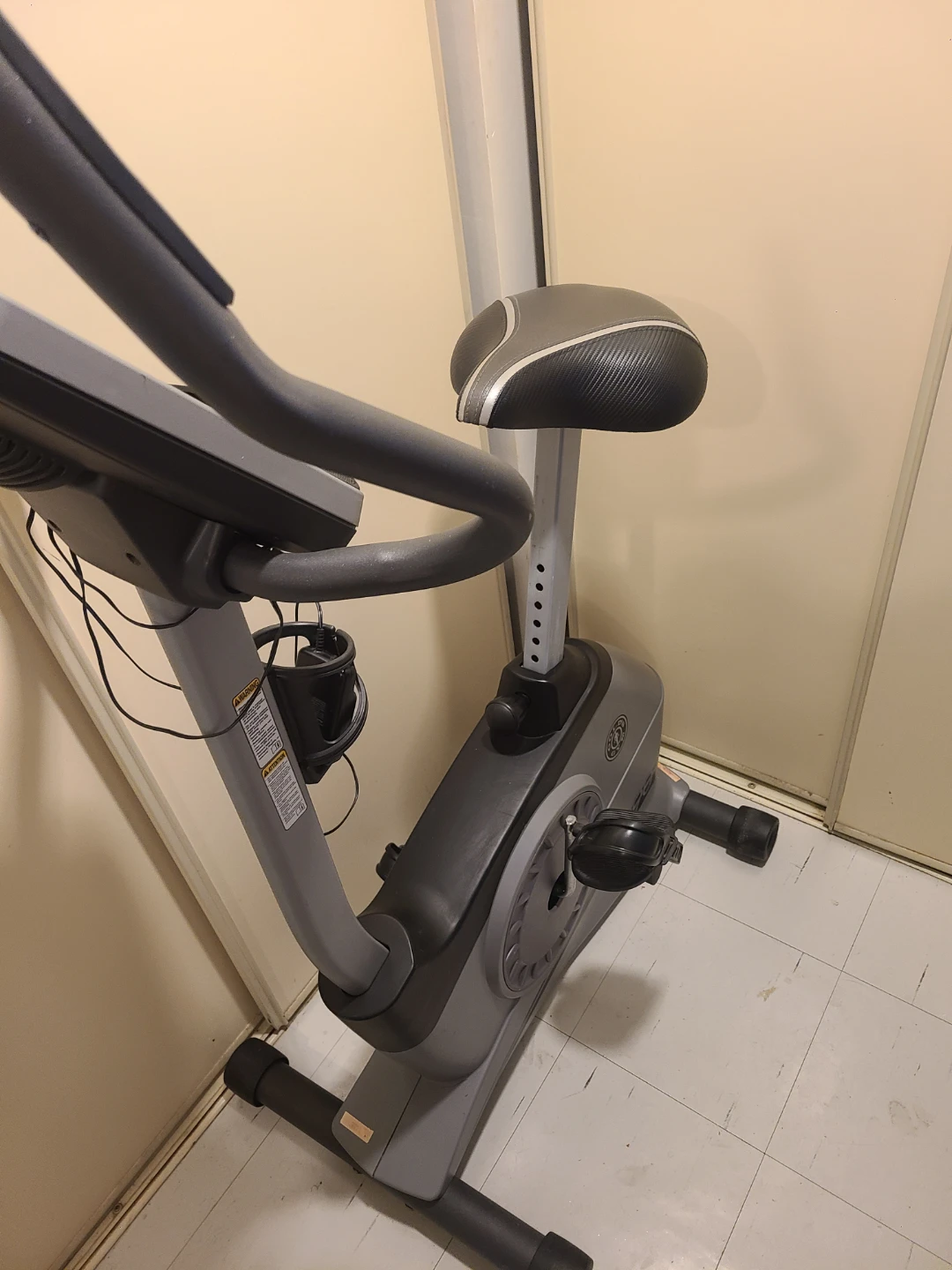 Gold's Gym 290C Power Spin Bike - photo 5