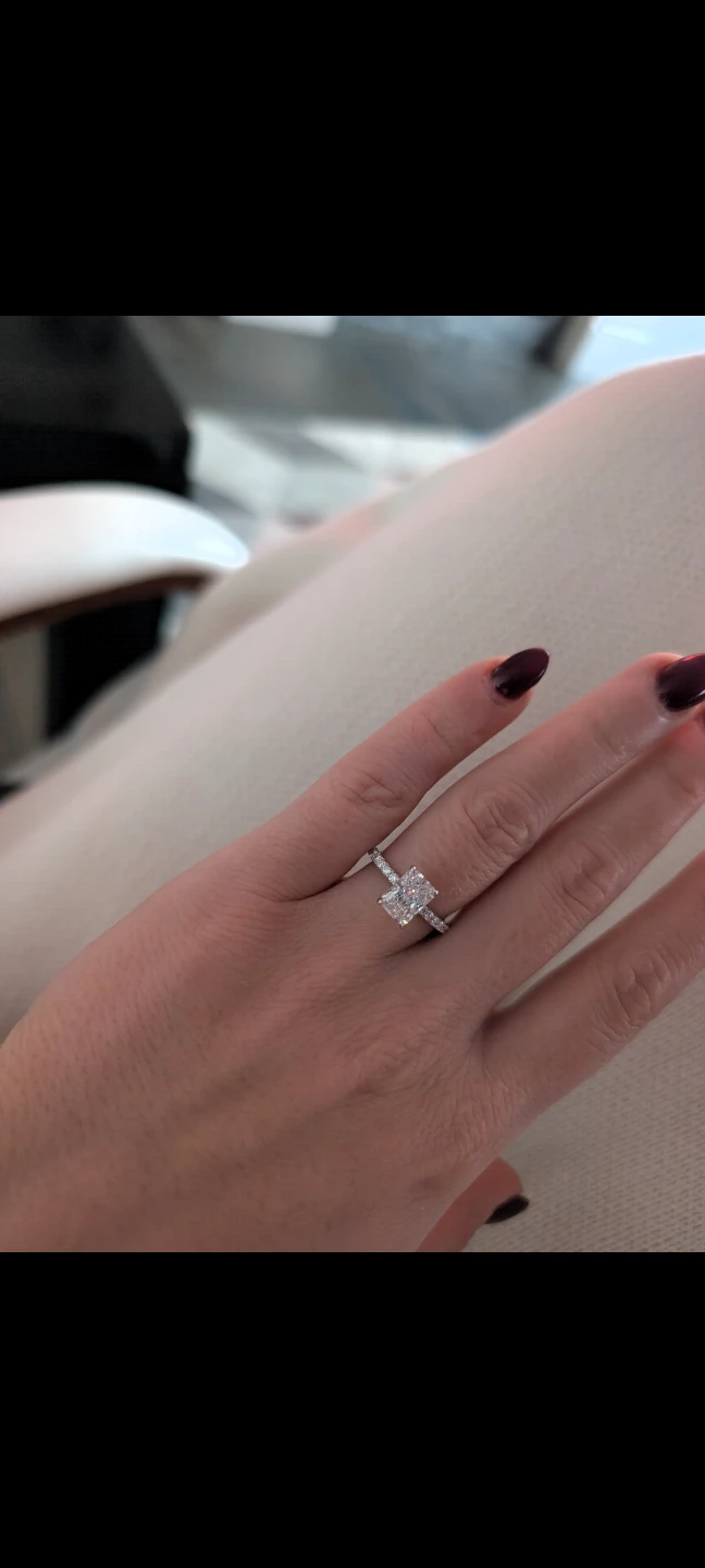 Insanely sparkly 1.5 carat radiant cut lab diamond