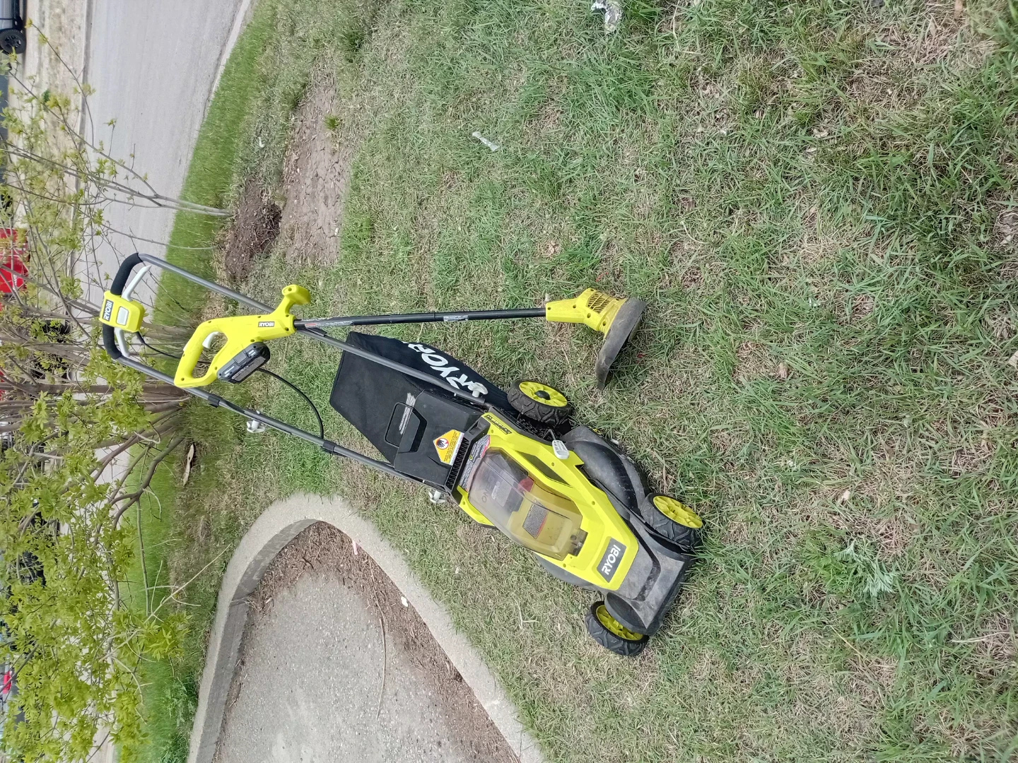 Ryobi Electric Lawn Mower
