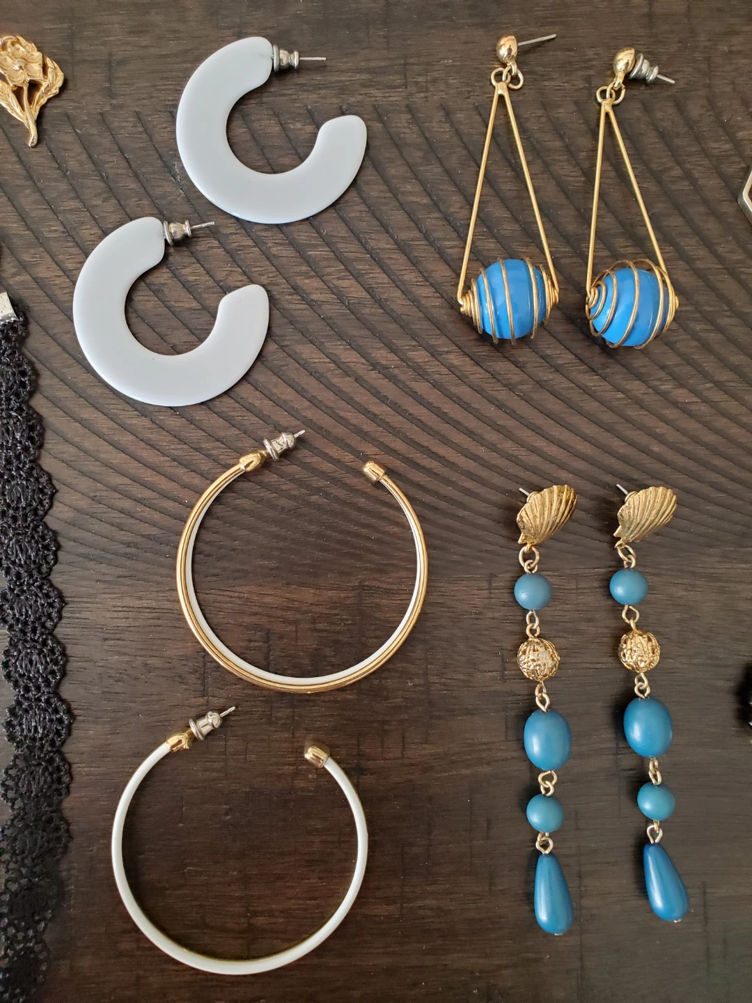 Fun Jewelry Lot - Bracelets, Necklaces, Earrings, Pendants - photo 5