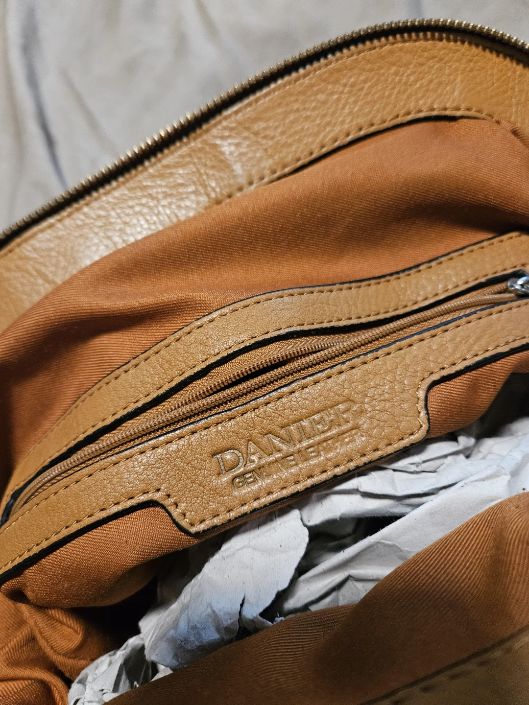 Danier Genuine Leather Handbag - photo 3