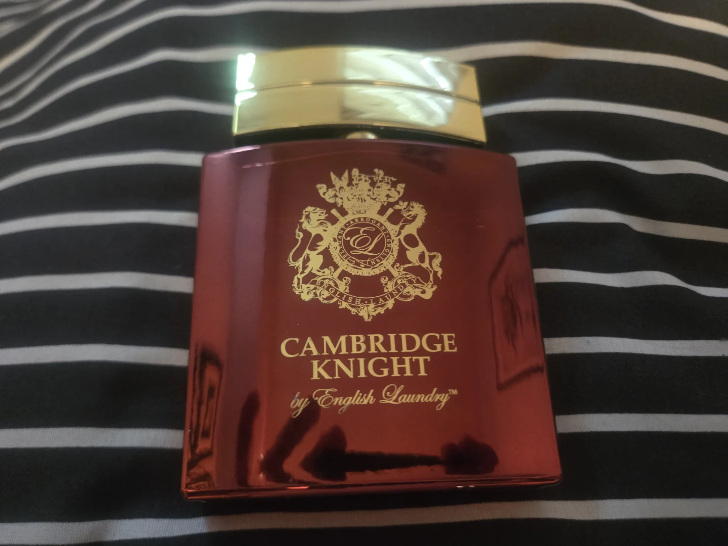 ENGLISH LAUNDRY CAMBRIDGE KNIGHT!!! BRAND NEW BOTTLE!!!