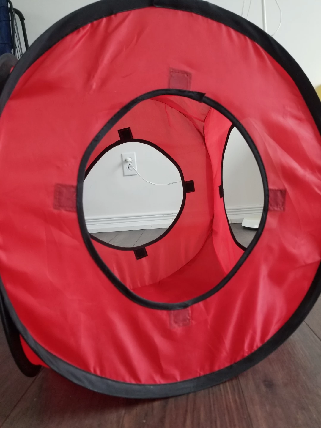 Foldable - box tunnel for cats