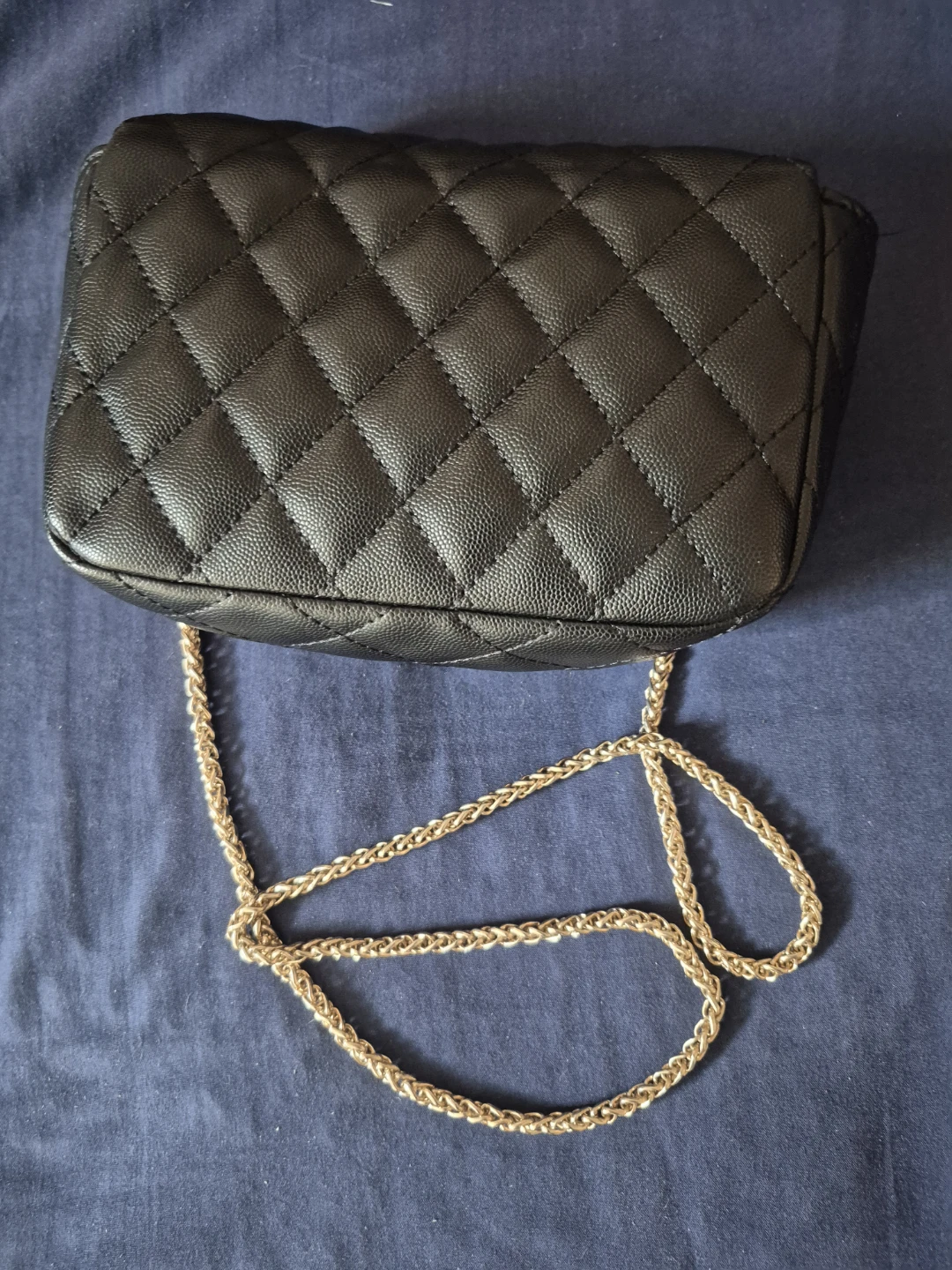 Quilted black mini purse with gold chain - photo 3