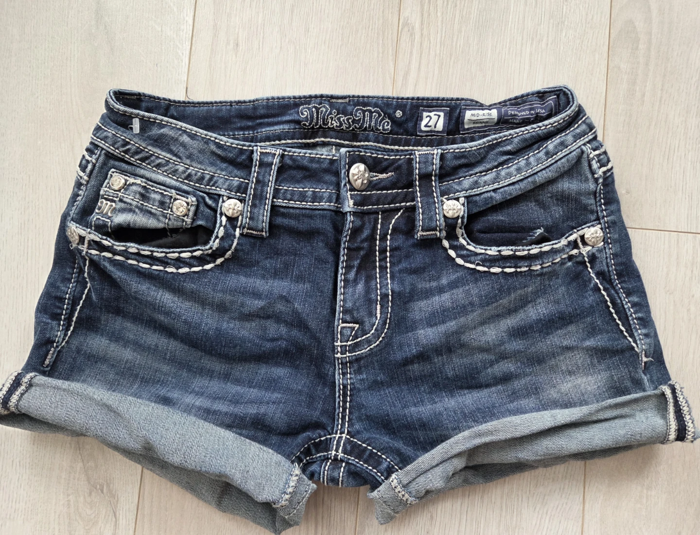 Miss Me Jeans Women's Denim Shorts Size 27 - photo 2