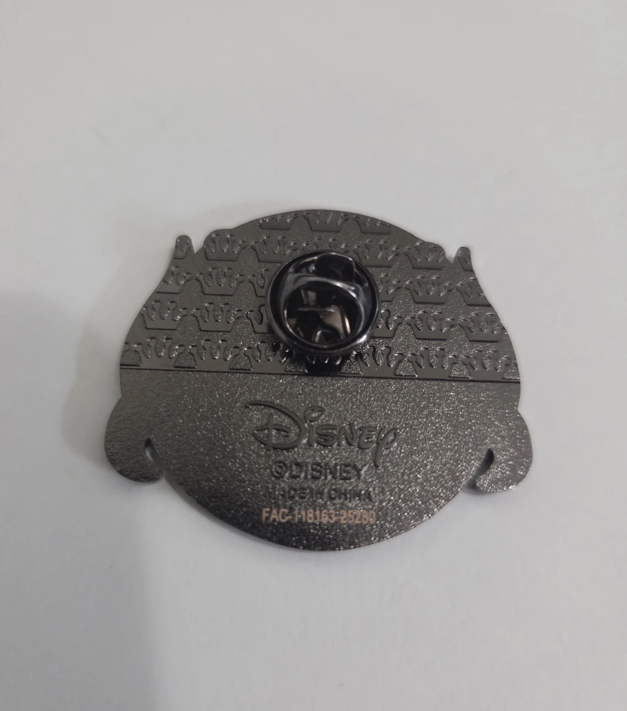 Disney Loungefly Mystery Pin - Ursula - photo 4
