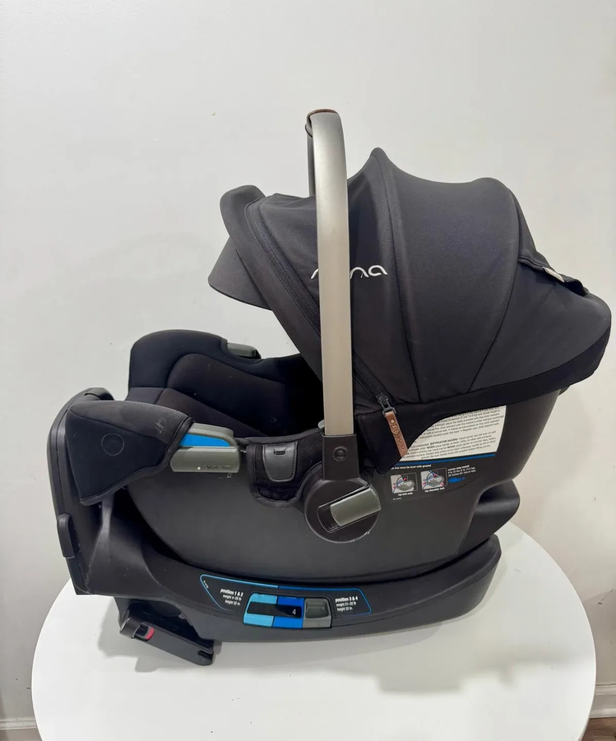 Nuna Pipa Infant Car Seat with Base - Black - photo 5