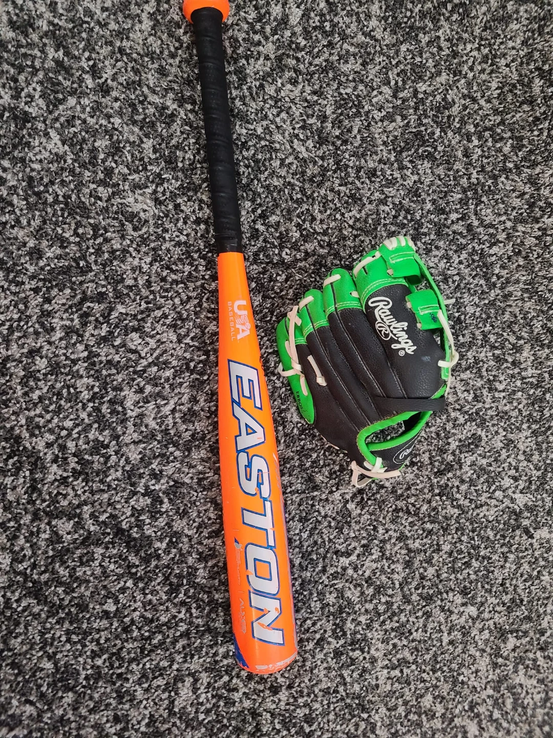 Easton Quantum 24" tee ball baseball bat