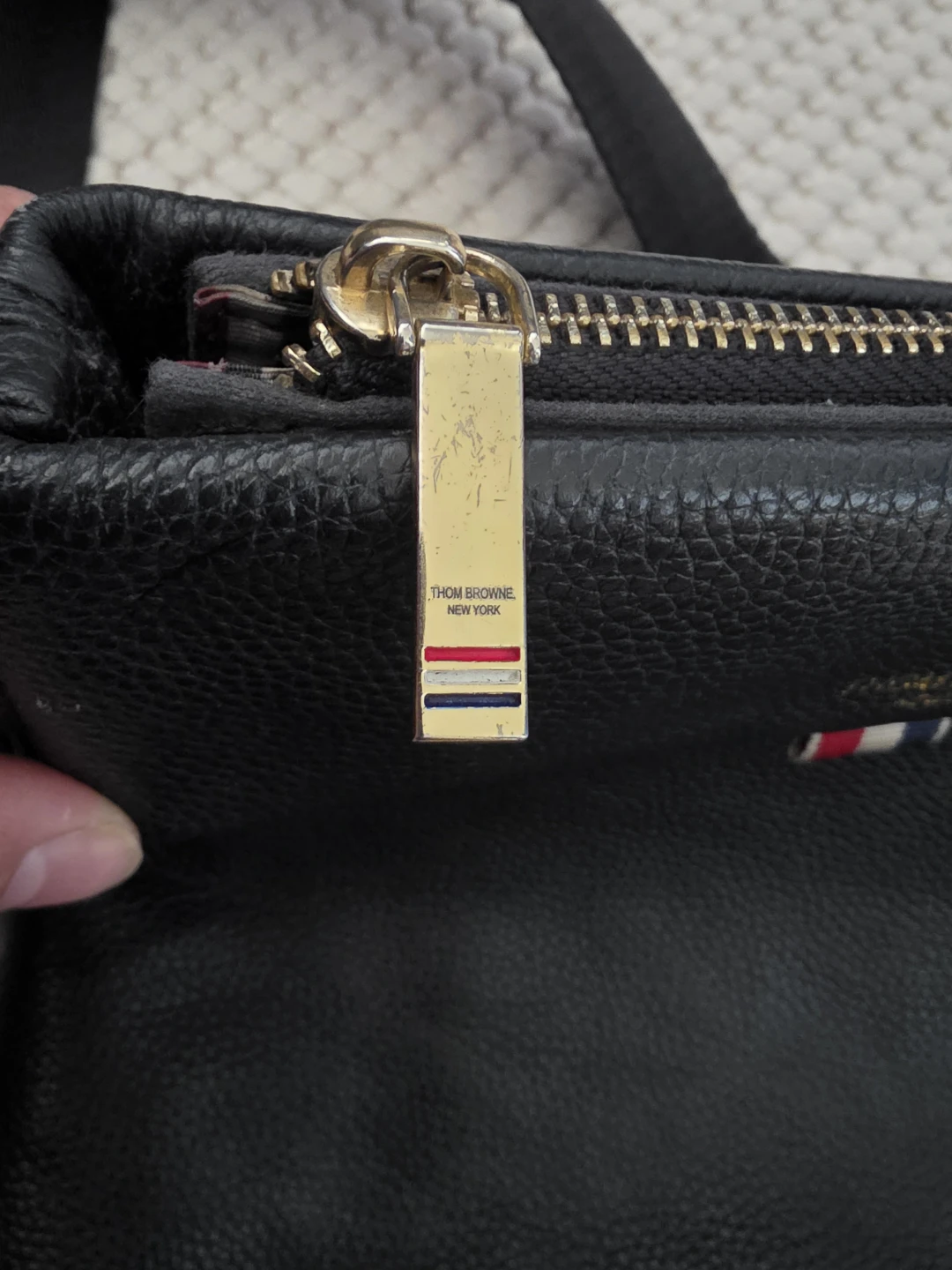 Thom Browne Black Leather Crossbody Bag - photo 4