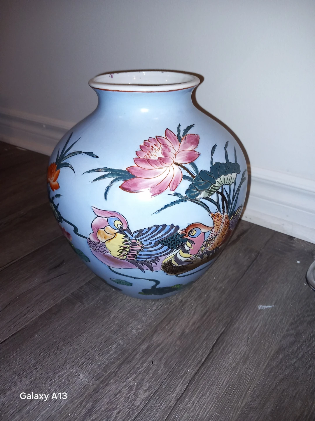 Vintage Chinese vase  signed