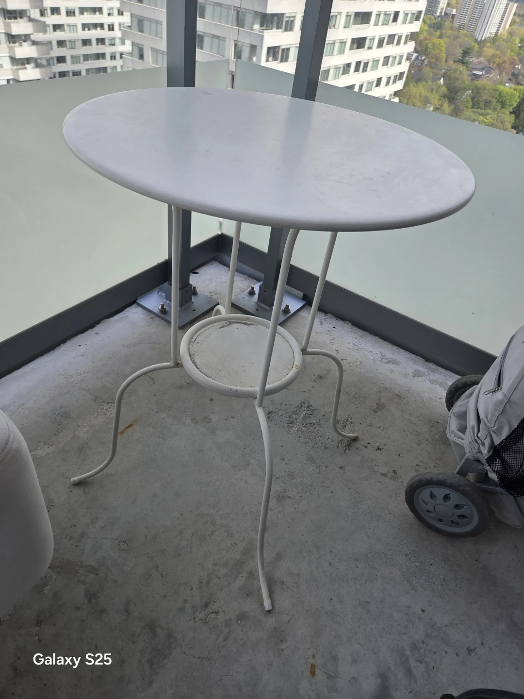 White Bistro Table
