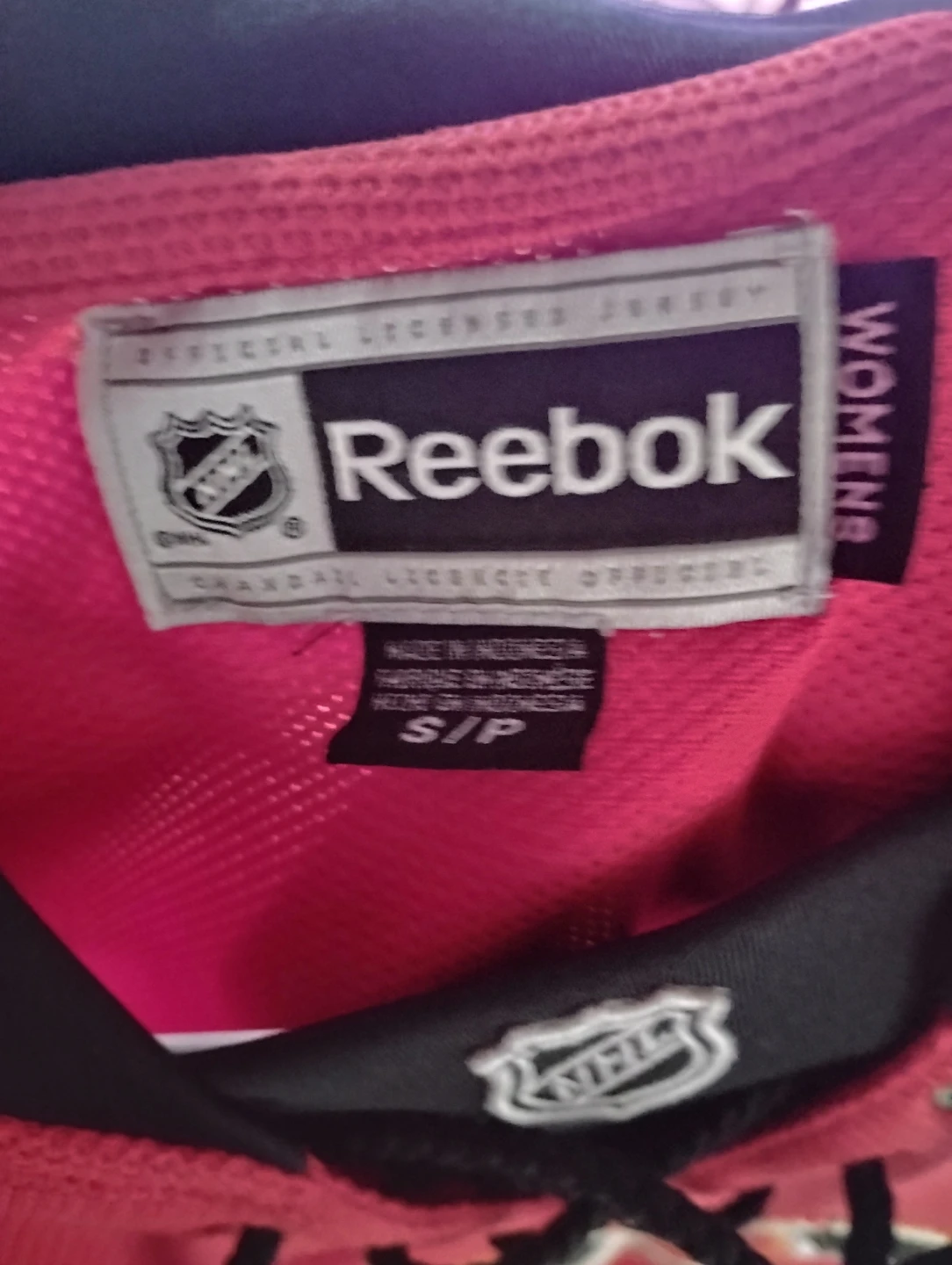 Calgary Flames Reebok Hockey Jersey - photo 3
