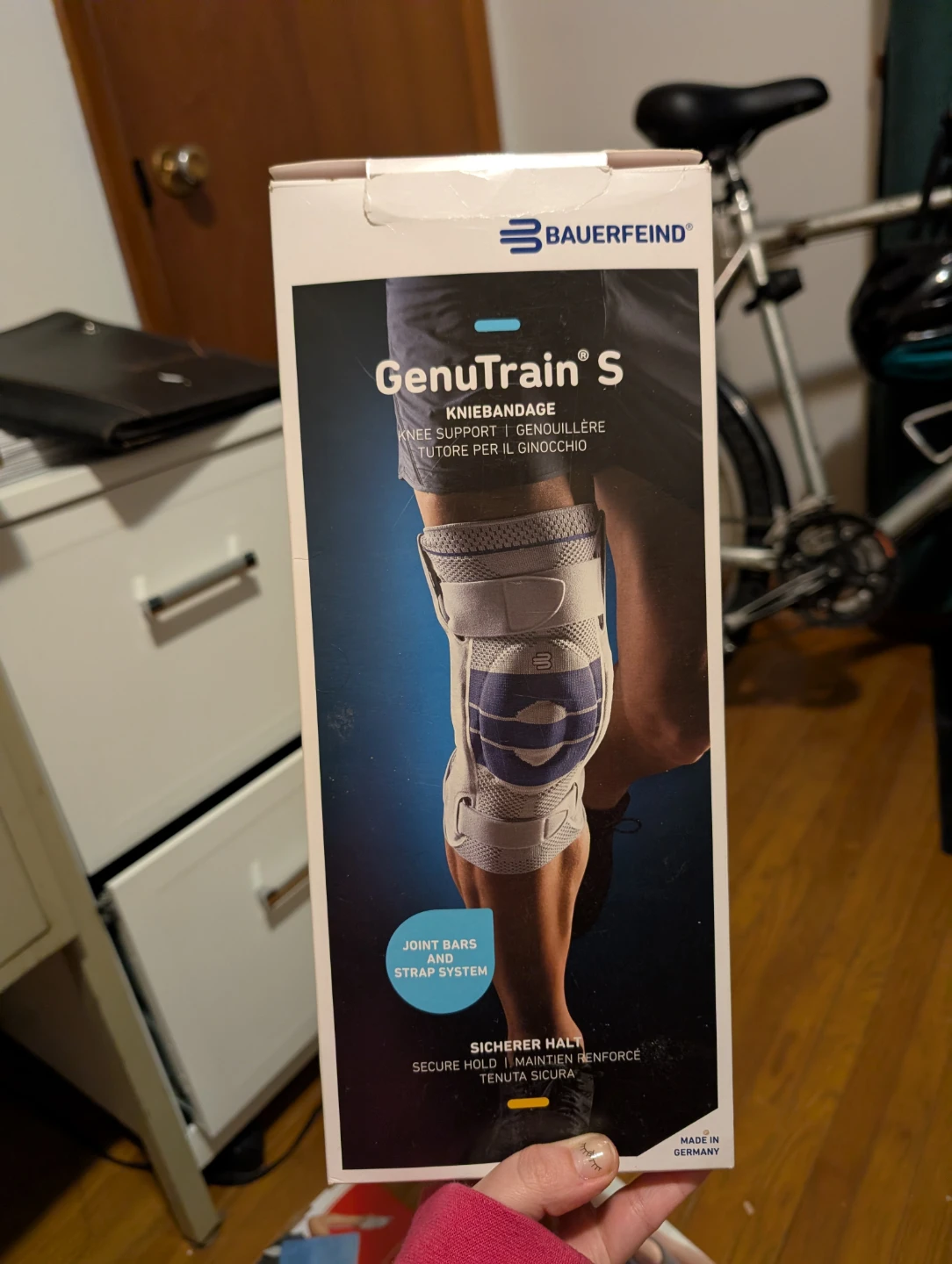 Bauerfeind GenuTrain S Knee Support Size 6