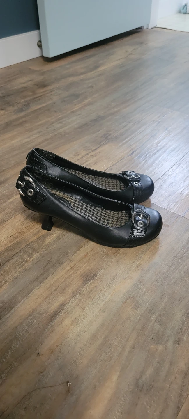 725 Originals Black Buckle Heels