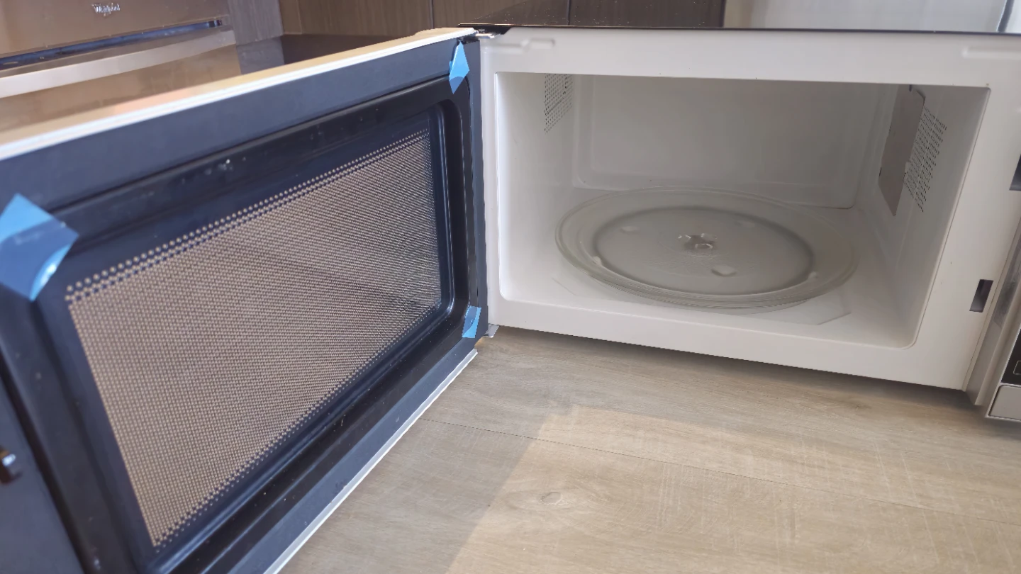 Hamilton Beach Microwave Oven - photo 5