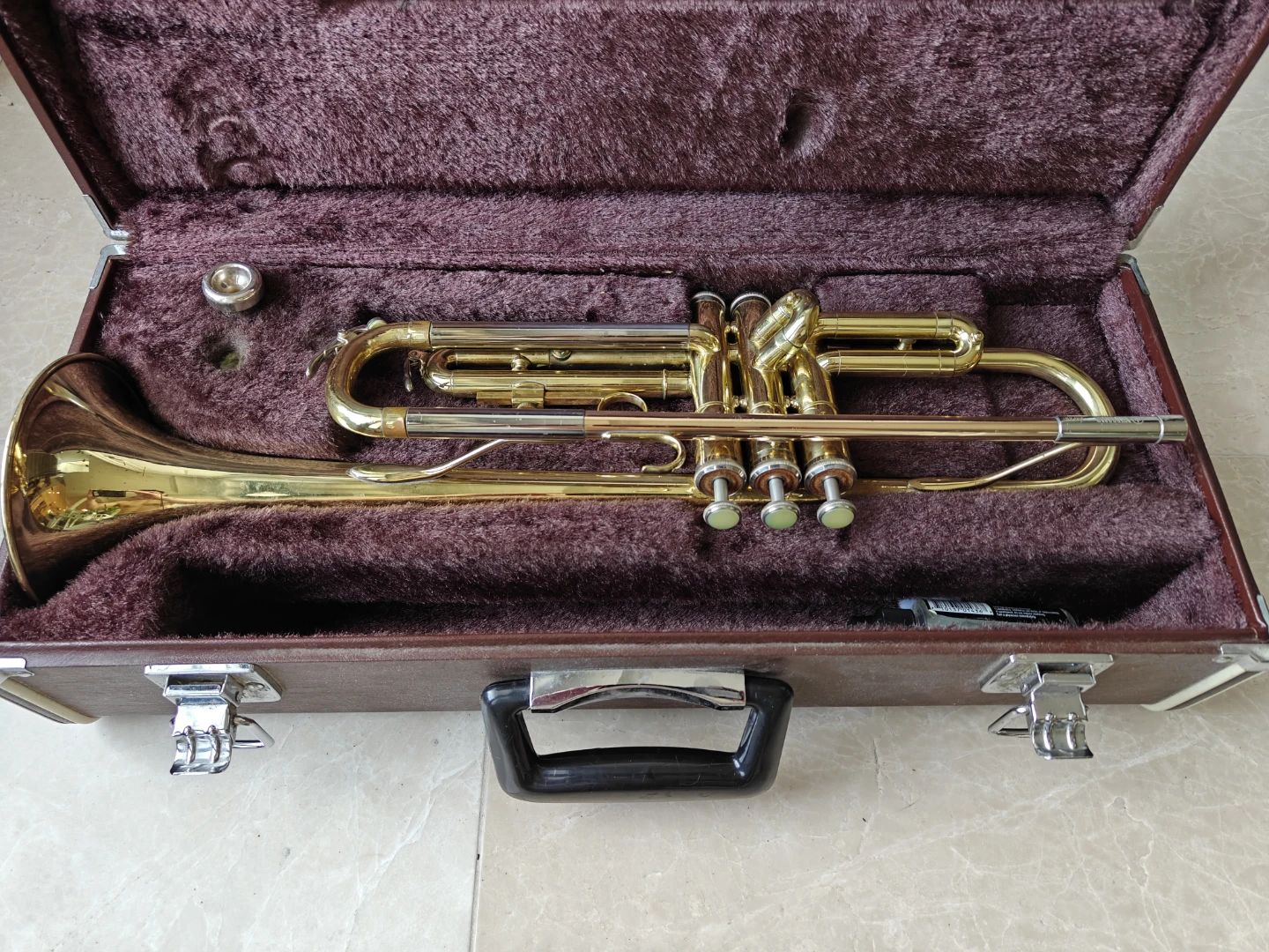 Yamaha Trumpet with Case - photo 3