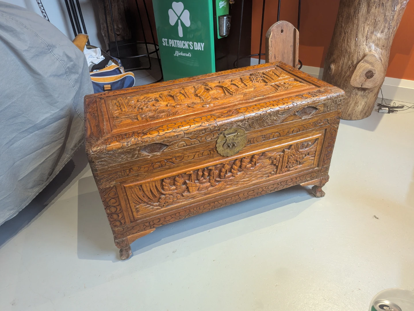 Chinese Camphor Wood Trunk