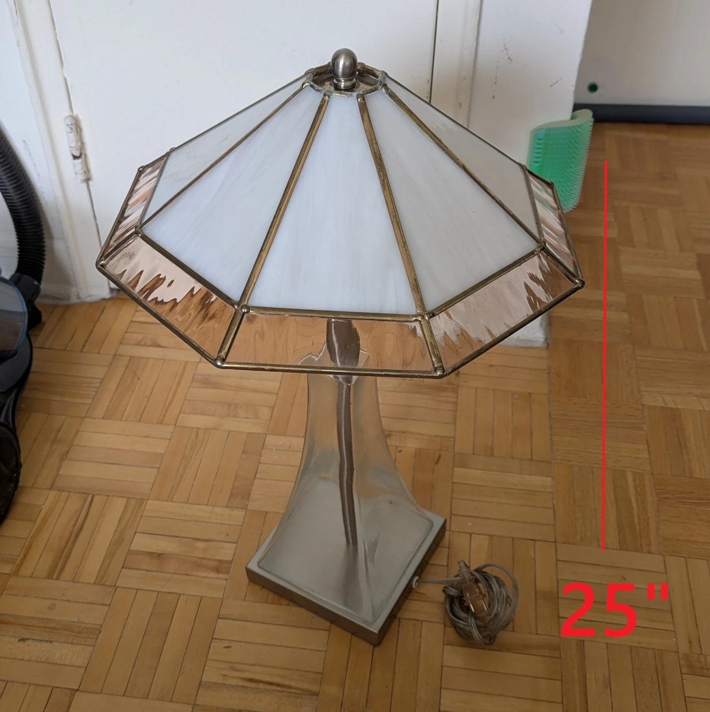 Vintage Tiffany Style Table Desk Lamp