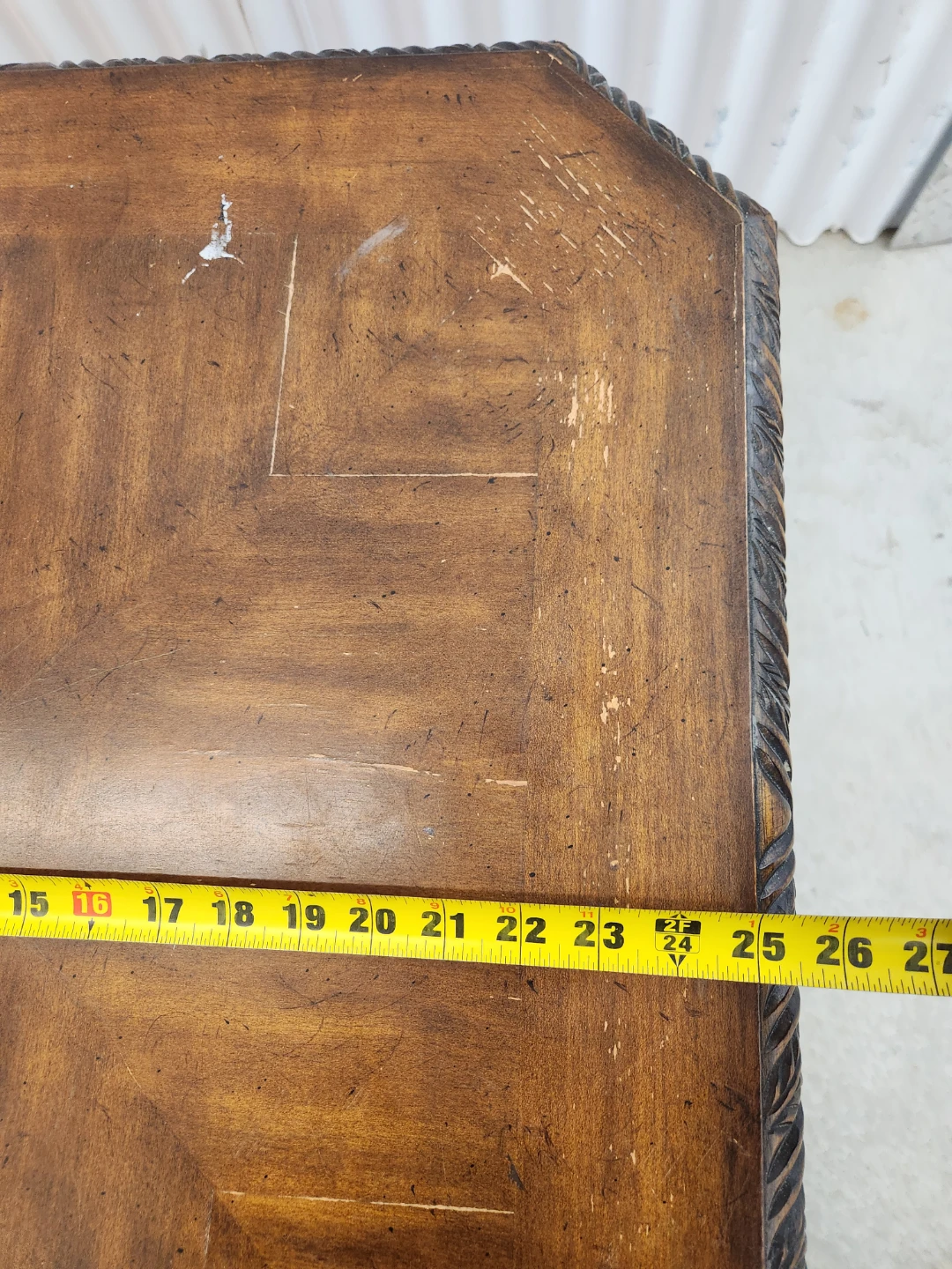 Accent table - photo 3