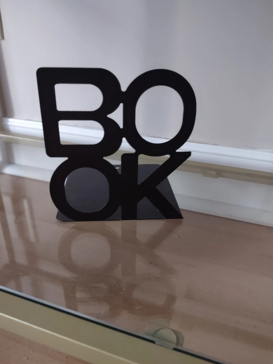 Set of two bookends