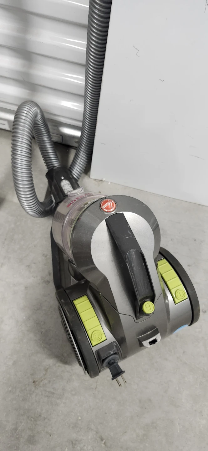 Vacuum - photo 3