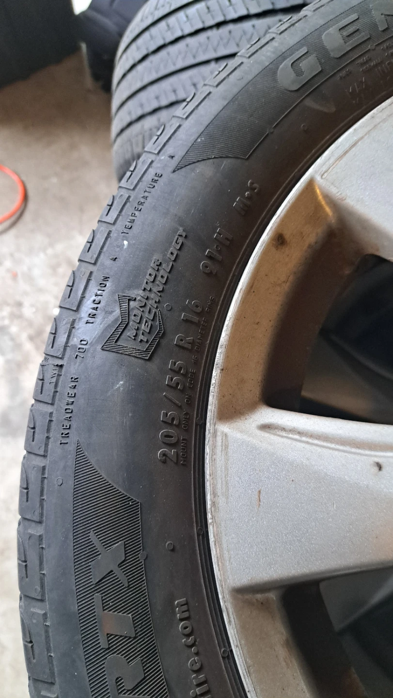 Tires with Rims 205/55 R16 - photo 2