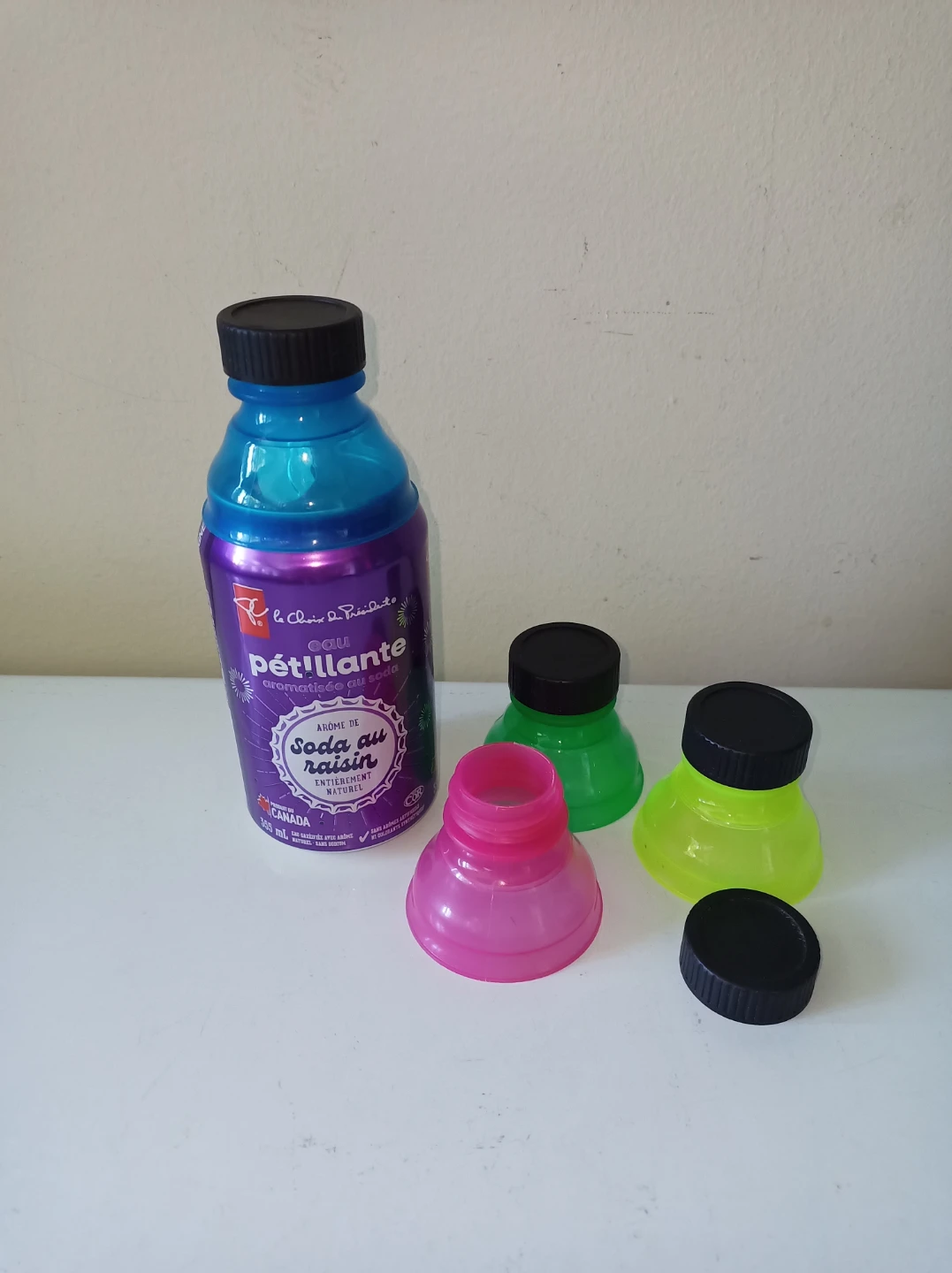 New ~ Snap-on Soda Can Lids